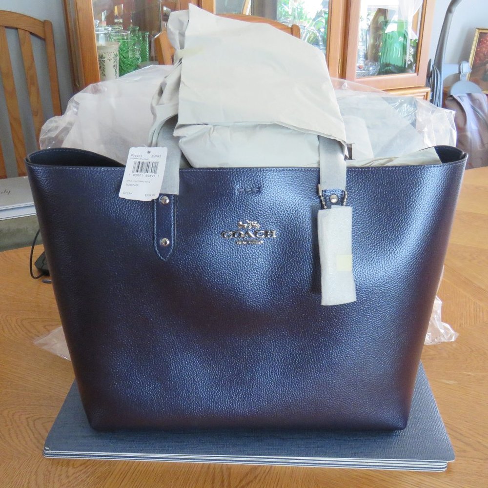 Coach Town Tote - Gorgeous Navy Blue Leather